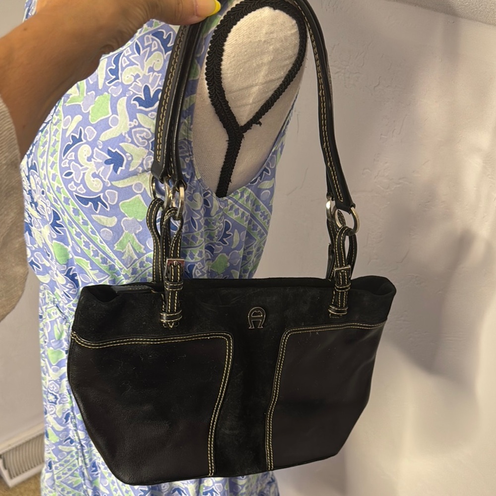 Etienne Aigner Stylish Black Suede Leather Women's Bag BP8053